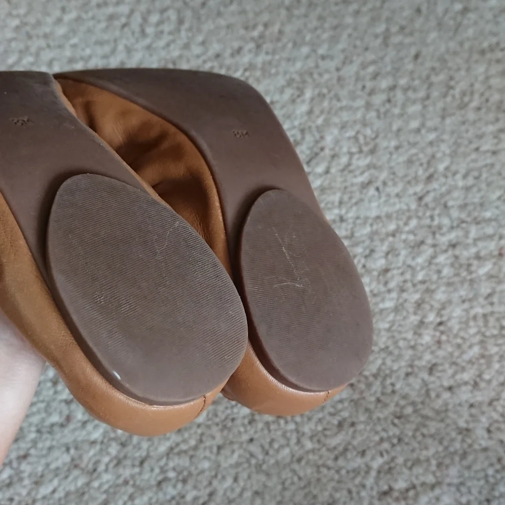 Tory Burch Ambrose Brown Leather Ballet Flats with Gold Logo size 7.5